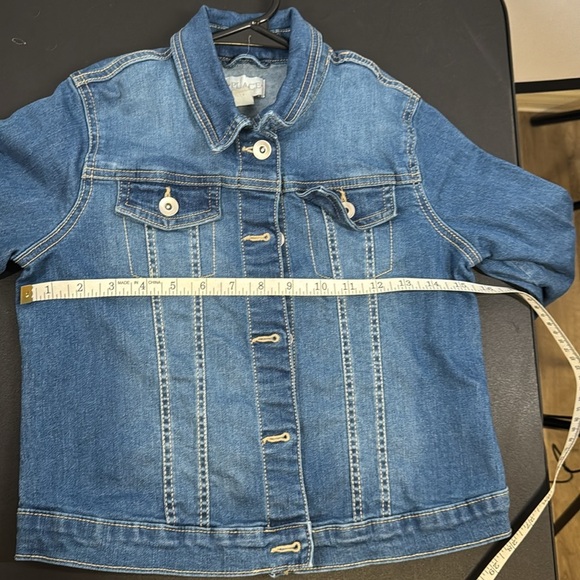 The Children’s Place Girls Jean Jacket. Size 10/12 - Picture 5 of 5